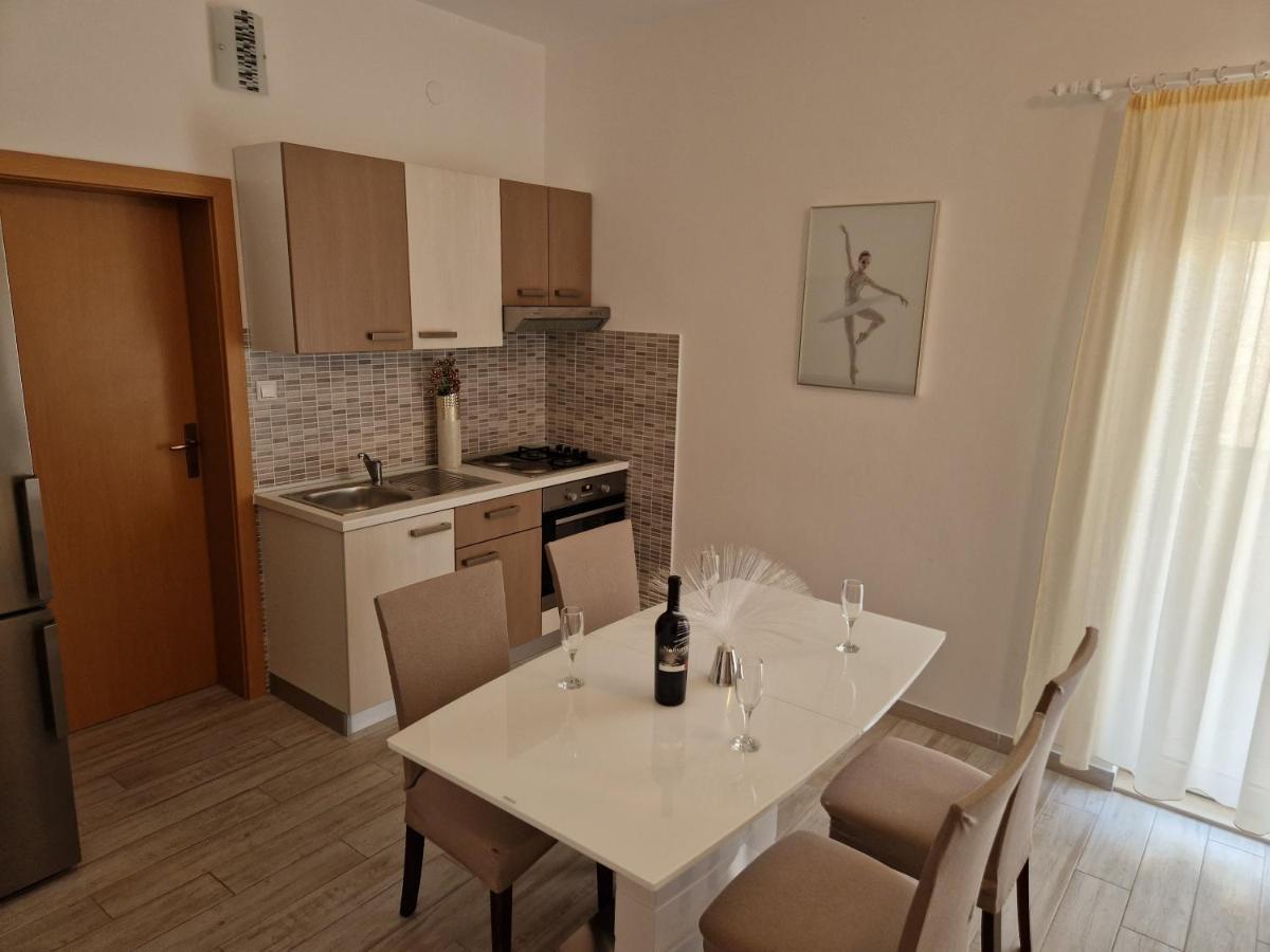 פודסטראנה Apartments Jagoda מראה חיצוני תמונה