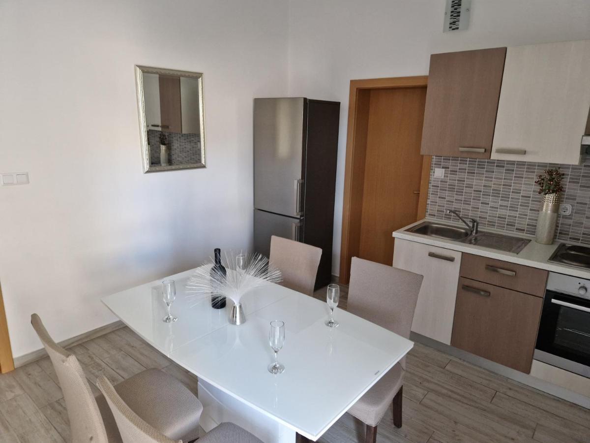פודסטראנה Apartments Jagoda מראה חיצוני תמונה
