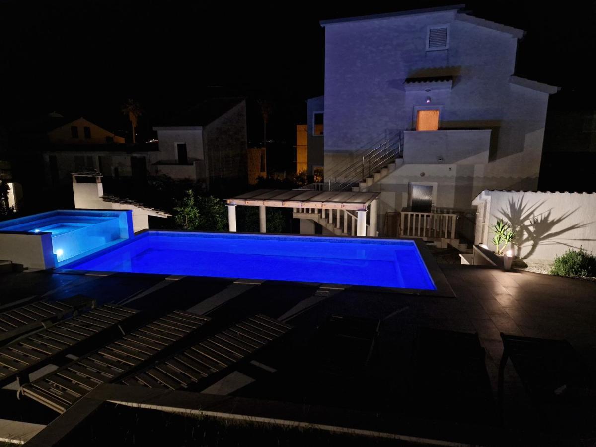 פודסטראנה Apartments Jagoda מראה חיצוני תמונה